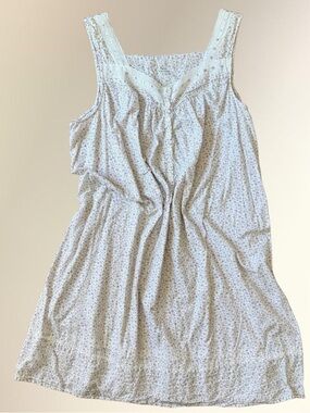 Simply Basic Floral Detailed Maxi Nightgown